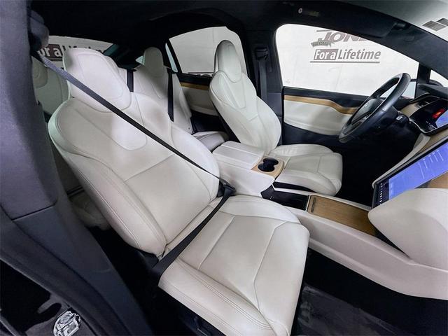 Photo of 2020 Blue Tesla Model X