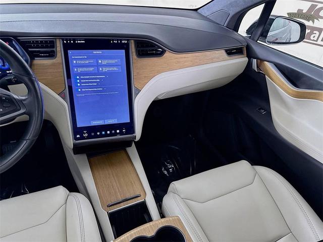 Photo of 2020 Blue Tesla Model X