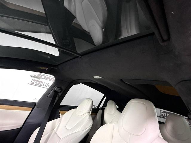 Photo of 2020 Blue Tesla Model X