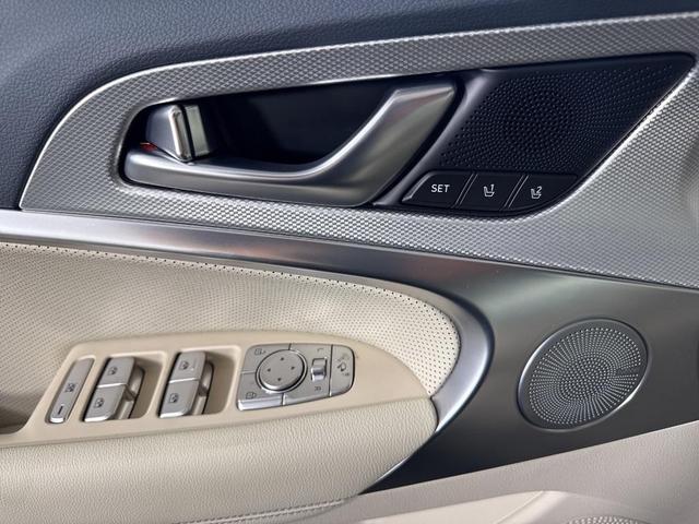 Photo of 2026 Black Genesis G70