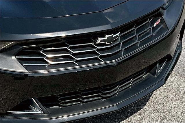Photo of 2023 Black Chevrolet Camaro
