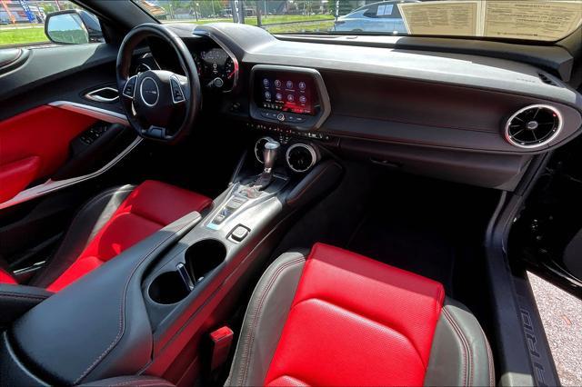 Photo of 2023 Black Chevrolet Camaro