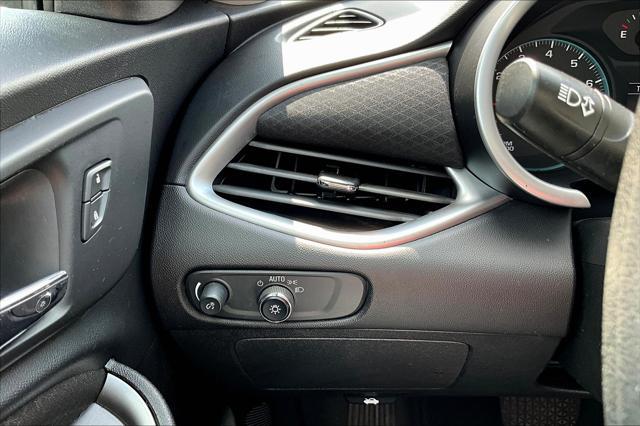 Photo of 2022 Mineral Gray Metallic Chevrolet Malibu
