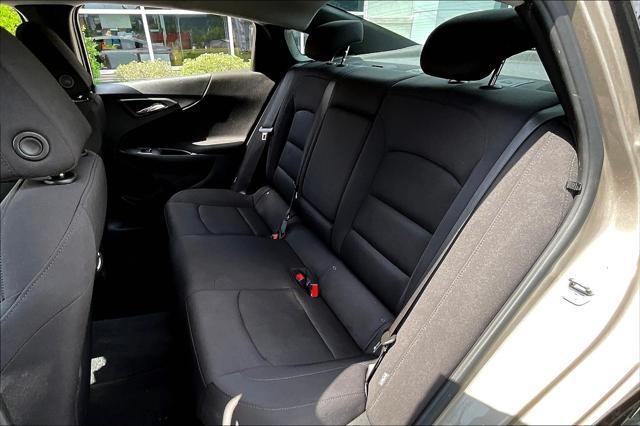 Photo of 2022 Mineral Gray Metallic Chevrolet Malibu
