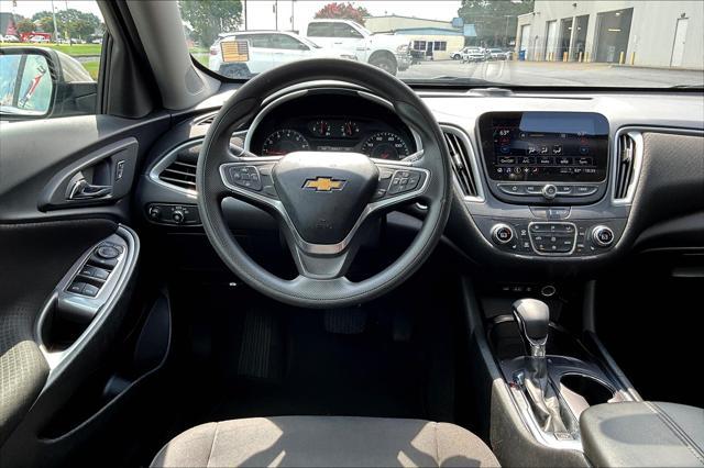 Photo of 2022 Mineral Gray Metallic Chevrolet Malibu