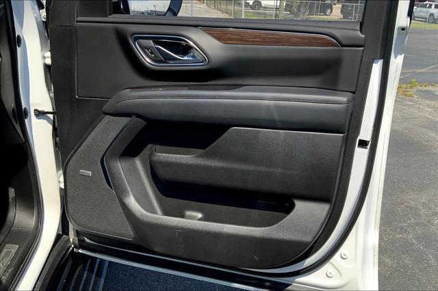 Photo of 2023 Iridescent Pearl Tricoat Chevrolet Tahoe