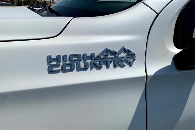 Photo of 2023 Iridescent Pearl Tricoat Chevrolet Tahoe
