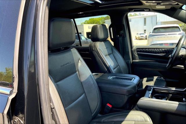 Photo of 2023 Onyx Black GMC Yukon