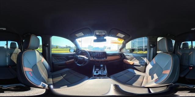 Photo of 2024 Sterling Metallic GMC Canyon