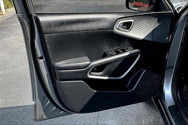 Photo of 2022 Steel Gray Kia Soul