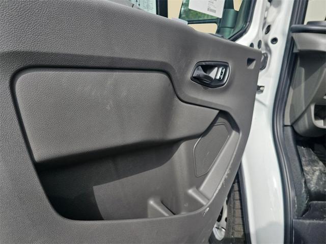 Photo of 2025 Oxford White Ford Transit-250