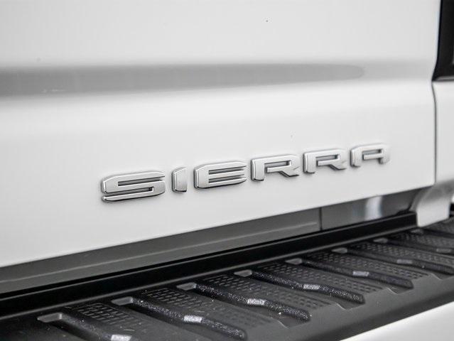 Photo of 2025 Summit White GMC Sierra 2500