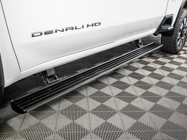 Photo of 2025 Summit White GMC Sierra 2500