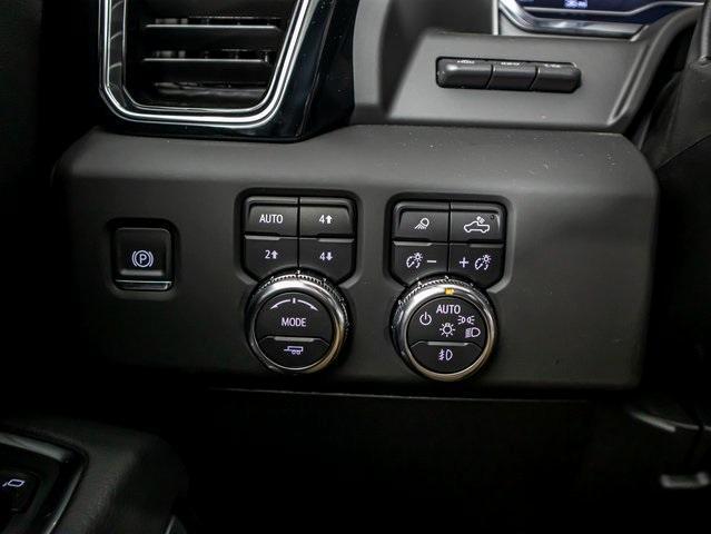 Photo of 2025 Summit White GMC Sierra 2500