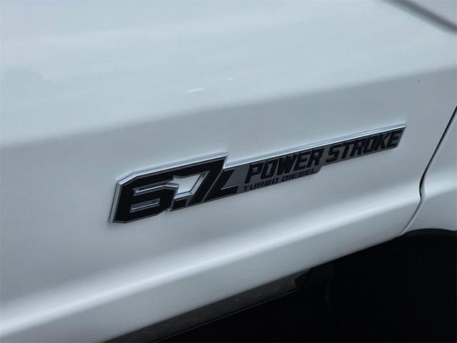 Photo of 2025 White Ford F-350