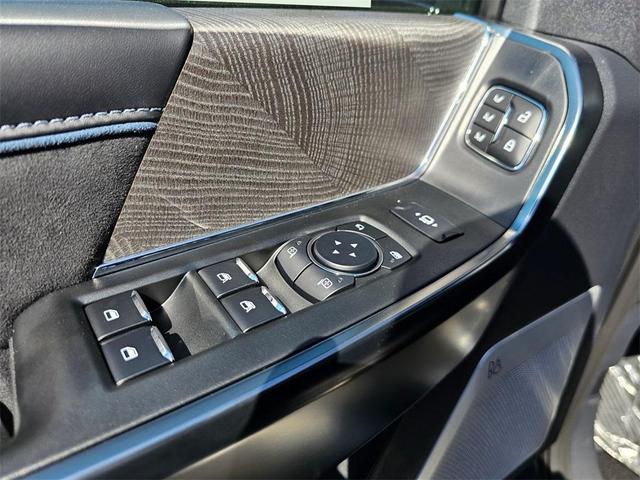 Photo of 2025 Avalanche Ford F-350