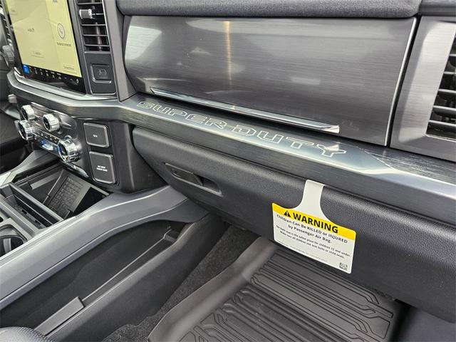 Photo of 2025 White Metallic Ford F-350
