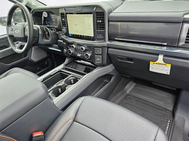 Photo of 2025 White Metallic Ford F-350