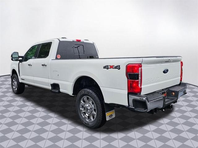 Photo of 2025 White Metallic Ford F-350