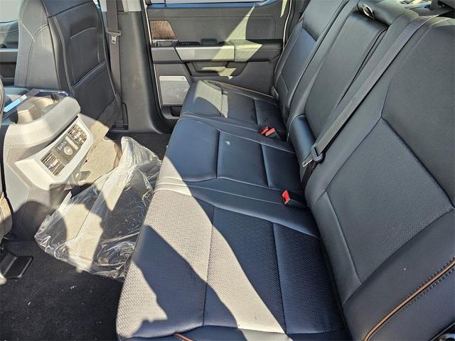 Photo of 2026 Oxford White Ford F-350