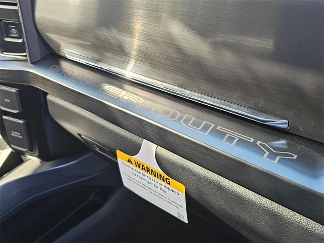 Photo of 2026 Oxford White Ford F-350