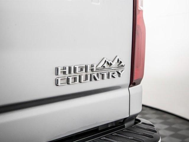 Photo of 2023 Silver Ice Metallic Chevrolet Silverado 3500