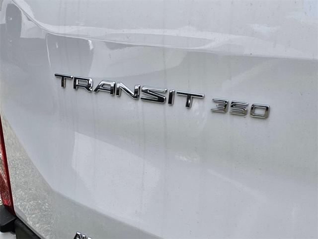 Photo of 2025 Oxford White Ford Transit-350