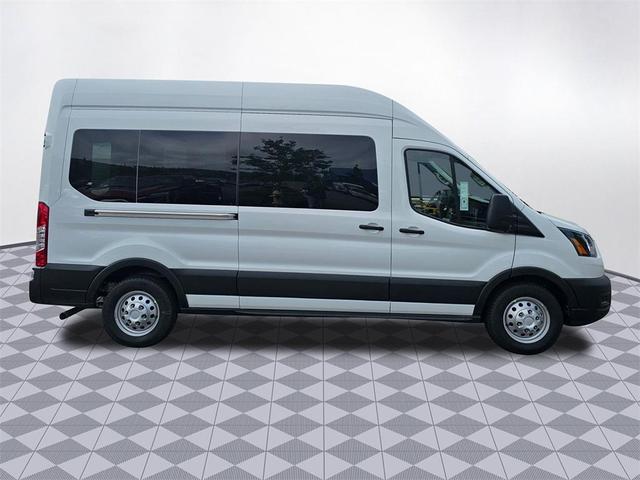 Photo of 2025 Oxford White Ford Transit-350
