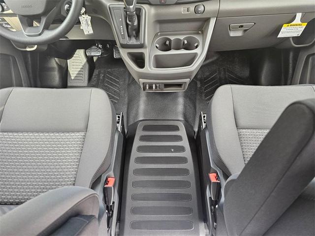 Photo of 2025 Oxford White Ford Transit-350