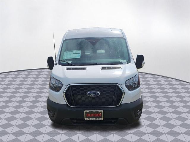 Photo of 2025 Oxford White Ford Transit-350