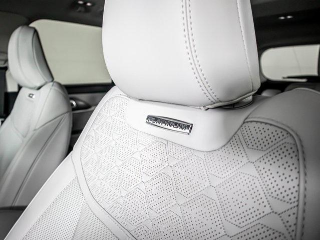 Photo of 2025 White Metallic Ford Explorer