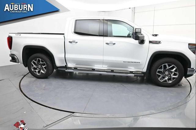 Photo of 2023 Summit White GMC Sierra 1500