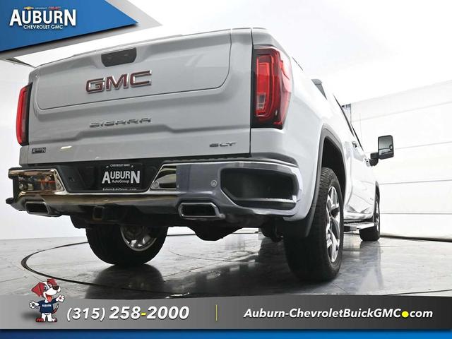 Photo of 2023 Summit White GMC Sierra 1500