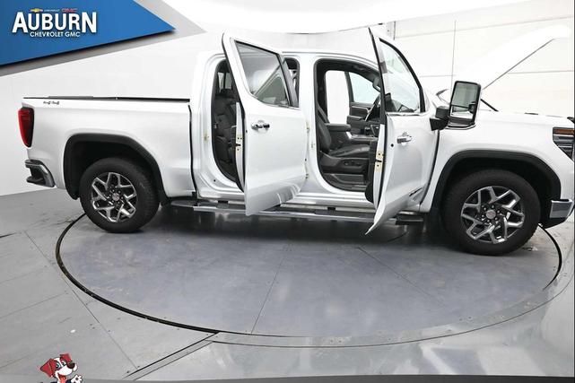 Photo of 2023 Summit White GMC Sierra 1500