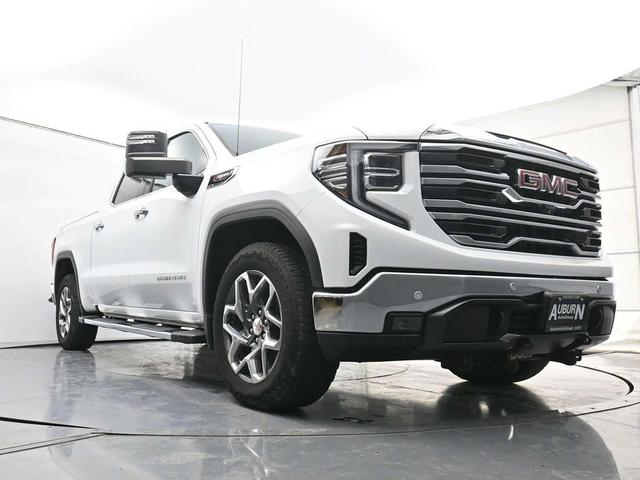 Photo of 2023 Summit White GMC Sierra 1500