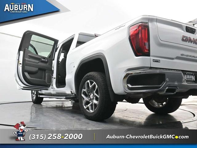 Photo of 2023 Summit White GMC Sierra 1500