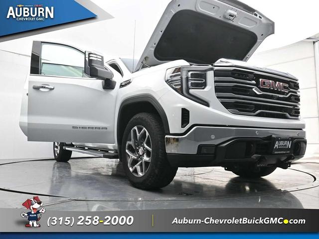 Photo of 2023 Summit White GMC Sierra 1500