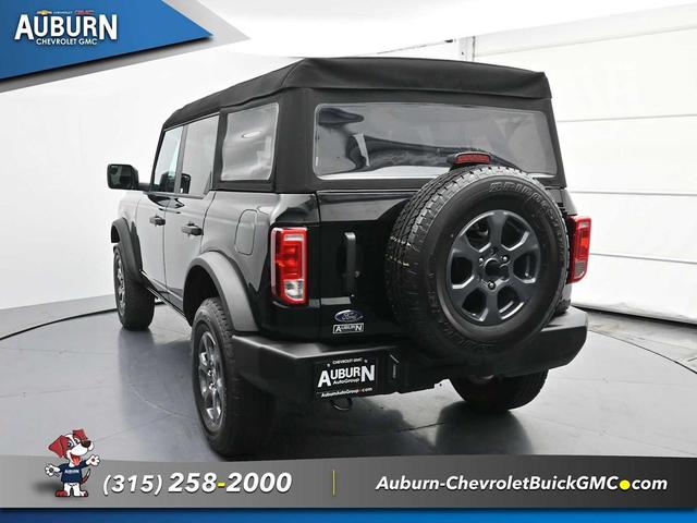 Photo of 2024 Shadow Black Ford Bronco