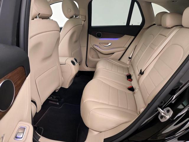 Photo of 2022 Black Mercedes-Benz GLC 300