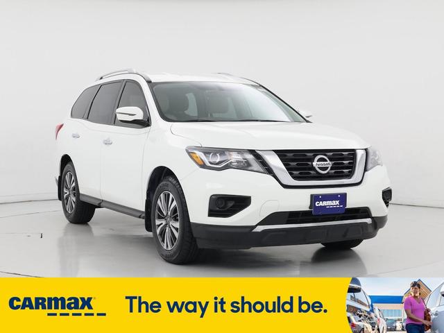 2017 Nissan Pathfinder