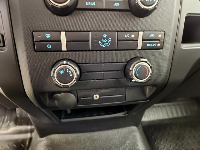 Photo of 2014 White Ford F-150