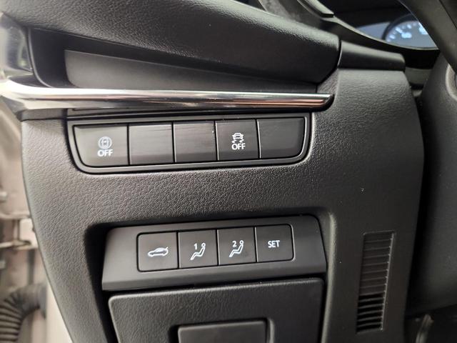 Photo of 2023 Tan Mazda Mazda3