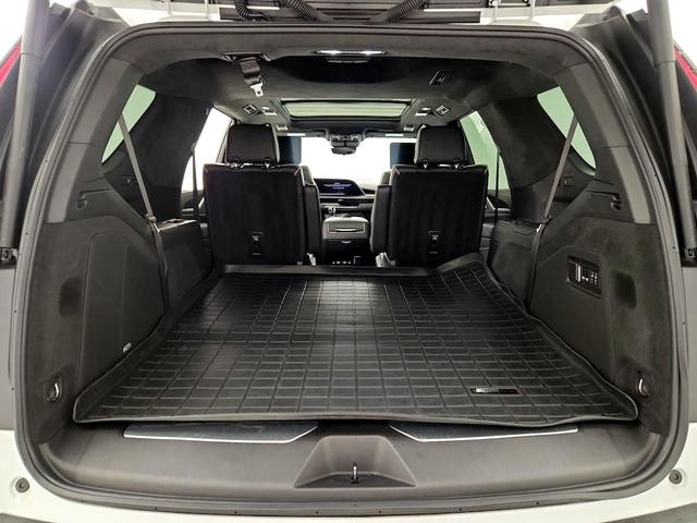 Photo of 2023 White Cadillac Escalade