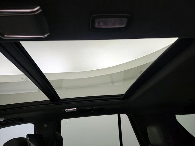 Photo of 2023 White Cadillac Escalade