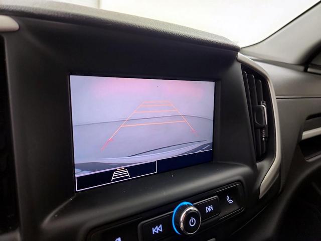Photo of 2022 White GMC Terrain