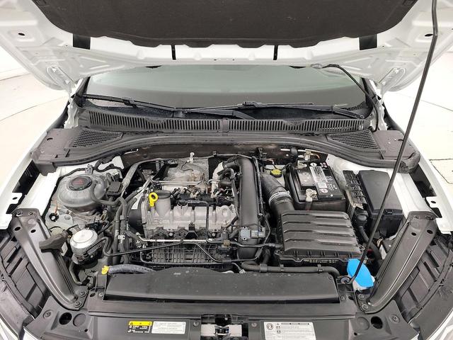 Photo of 2019 White Volkswagen Jetta