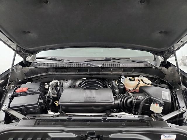 Photo of 2021 Black Chevrolet Silverado 1500