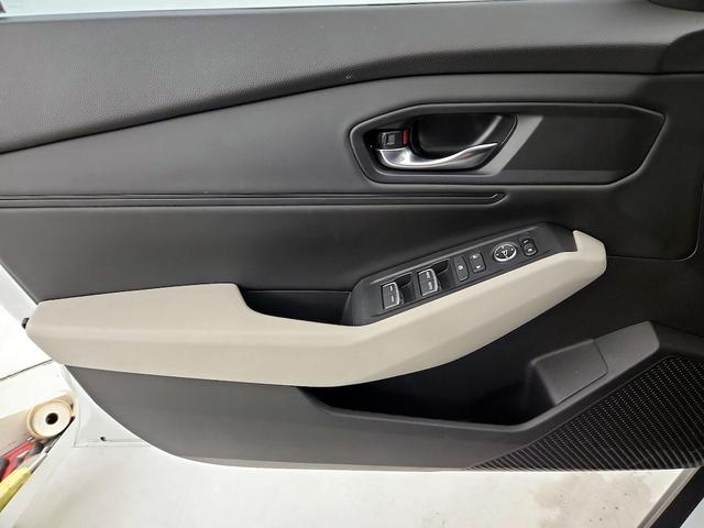 Photo of 2023 White Honda Accord