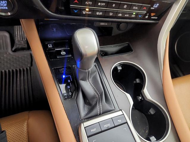 Photo of 2022 Green Lexus RX 350