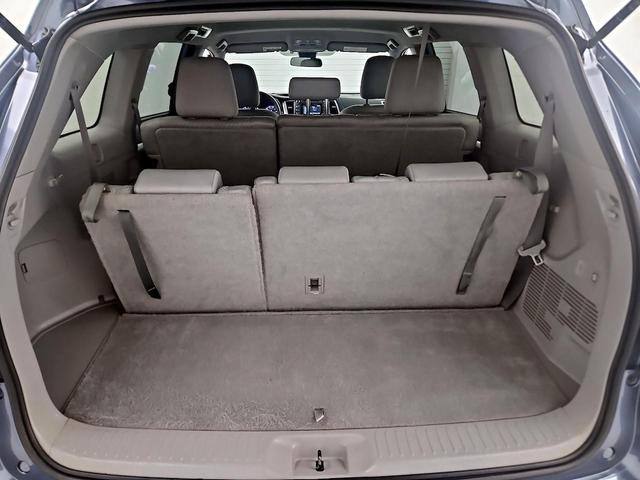 Photo of 2019 Blue Toyota Highlander